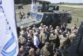 Petro Poroshenko during a visit to the training center "Desna"