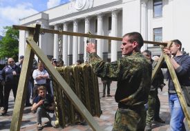 The action against the tariff increase "Hell Housing"