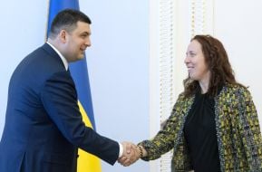 Vladimir Groisman and Mailis Reps