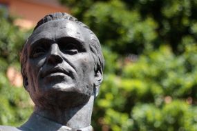 Monument to Vasiliy Symonenko