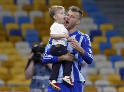 1/2 final of Cup of Ukraine FC "Dinamo" 4: 1 FC "Olympic"