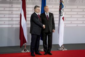 Petr Poroshenko and Andris Bеrzins