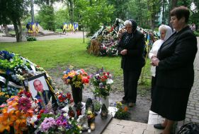 Grave of policemen killed in the zone of ATO