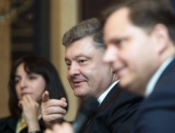 Анна Деревянко, Петр Порошенко и Андрей Гундер