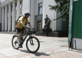 Bicycle parking in front of Parliament