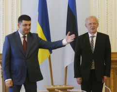 Vladimir Groisman and Eiki Nestor