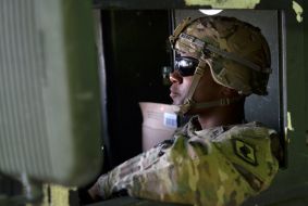 Военнослужащий