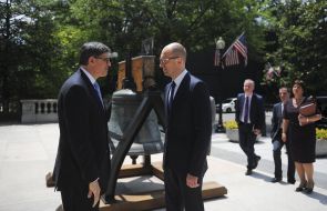 Arseniy Yatsenyuk and Jacob Lew