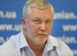 Александр Ежов