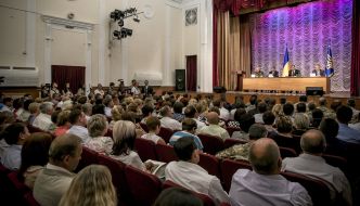 Alexandr Kikhtenko, Vitaliy Kovalchuk, Petro Poroshenko and Pavlo Zhebrivskyi