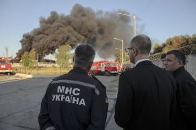 Nikolay Chechetkin, Arseniy Yatsenyuk and Arsen Avakov
