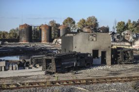 The consequences of a fire at oil depot