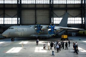 Petr Poroshenko visited the state enterprise "Antonov"