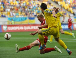 Evgeniy Konoplyanka and Mario Much