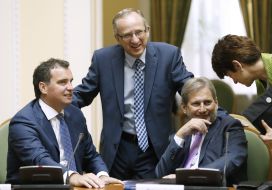 Ian Tombіnsky, Aivaras Abromavicius and Johannes Hahn