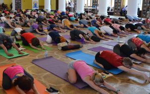 Празднование Первого Международного Дня Йоги