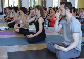 Празднование Первого Международного Дня Йоги