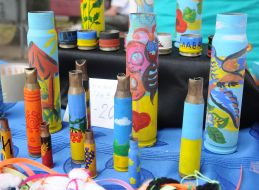 Благодійний ярмарок на підтримку української армії 