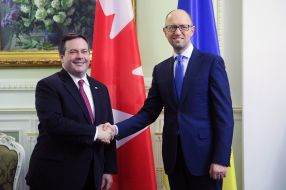 Arseniy Yatsenyuk and Jason Kenney