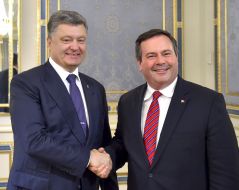 Petr Poroshenko and Jason Kenney