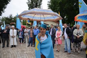 Meeting on the occasion of the Day of the Crimean Tatar flag