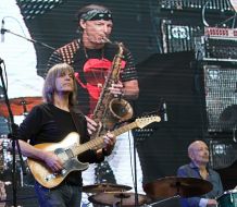 Mike Stern  