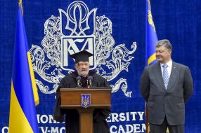 Vyacheslav Bryukhovetskiy and Petro Poroshenko