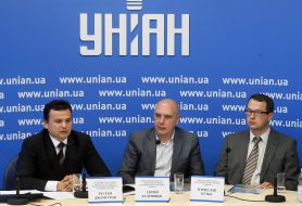 Rustam Dzhamgurov, Sergey Kudryavtsev and Vyacheslav Butko