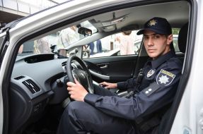 Автомобиль патрульной полиции