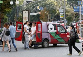 Automotive coffee shop