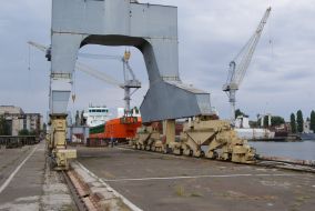 Chernomorskiy sudostroitelnyy zavod (plant)