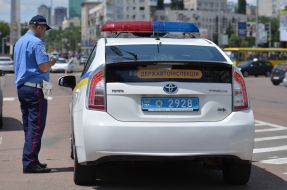 The employee of State Automobile Inspection