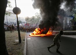 Participants of the meeting burned tires near the stadium "Dynamo"