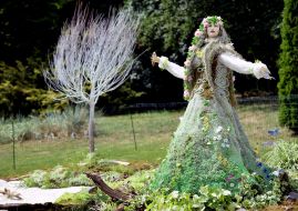 Скульптура из природных материалов