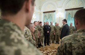 Petr Poroshenko during a meeting with the military