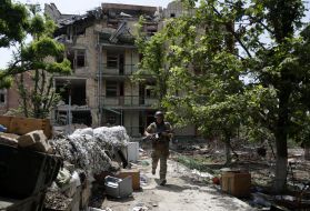 Military in Shyrokyno