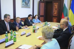 Арсеній Яценюк та  Росен Плевнелієв