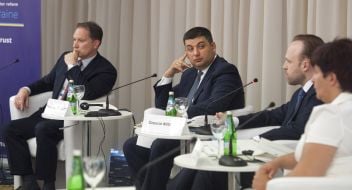 Вайдотас Верба, Володимир Гройсман та Олексій Філатов