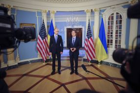 Аrseniy Yatsenyuk, Anthony Blinken