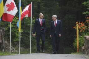 Arseniy Yatsenyuk and Stephen Harper