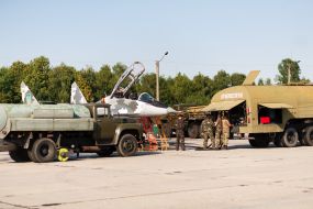 Самолет МиГ-29