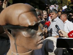 Митинг возле здания Генпрокуратуры Украины