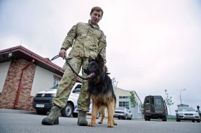 Николай Гарус с собакой