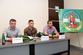 Dmitri Mitrofanov, Andrey Korets  and Vadim Kazanin