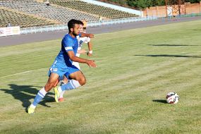 Playing moment of match