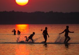 Rest on the Svityaz lake