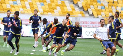 Тренировка игроков ФК "Фенербахче" (Турция) 