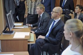 Arseniy Yatsenyuk and Pavel Petrenko
