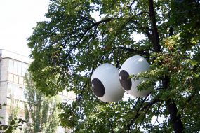 Giant eyes - a new art object in Kiev