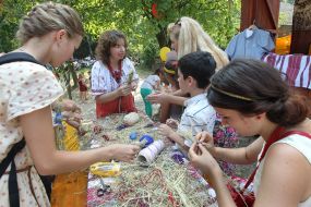 Exhibition and sale of craft items